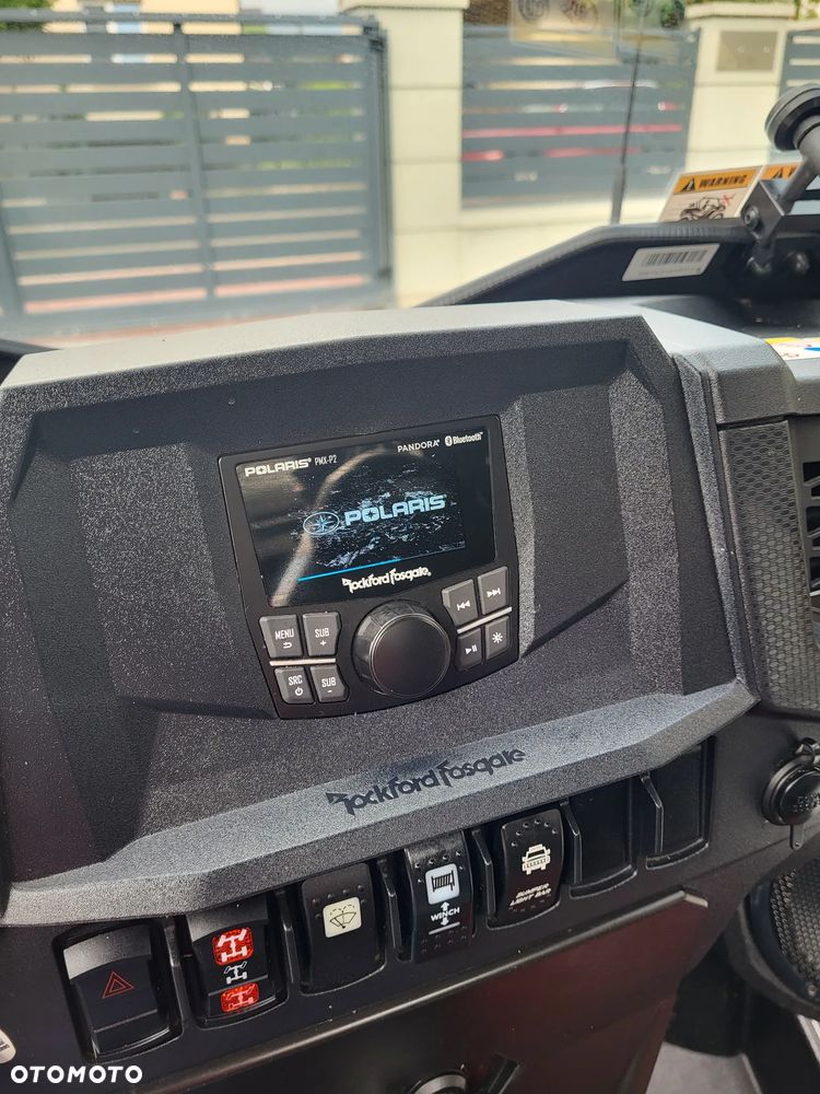 Polaris RZR - 8