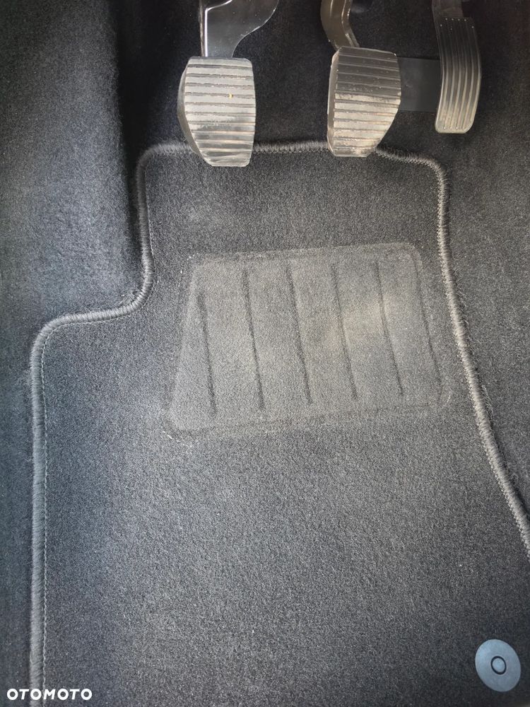 Peugeot 2008 - 33
