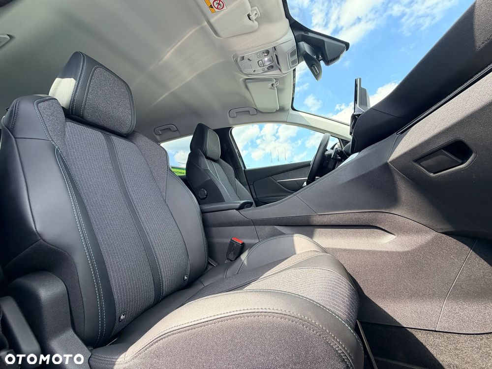 Peugeot 3008 1.6 PureTech Hybrid PHEV Allure Pack S&S EAT8 - 23