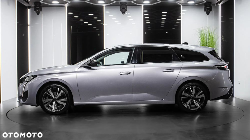Peugeot 308 1.2 PureTech Allure S&S EAT8 - 4