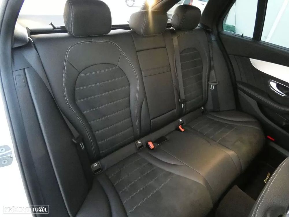 Mercedes-Benz C 220 d AMG Line - 13