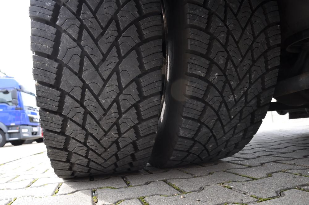 MAN TGX 18.430 XLX firana 7,40 - 10