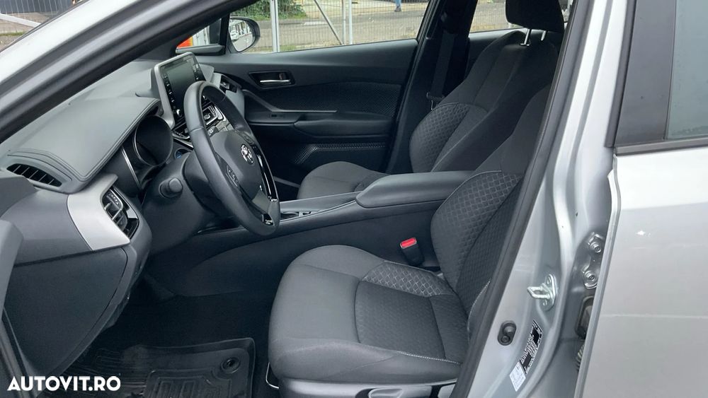 Toyota C-HR 1.8 HSD 122 CP 4x2 CVT Core - 15