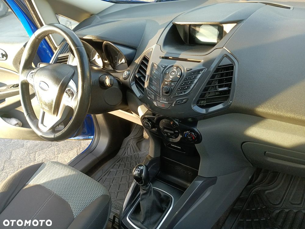 Ford EcoSport 1.5 TDCi TITANIUM - 22