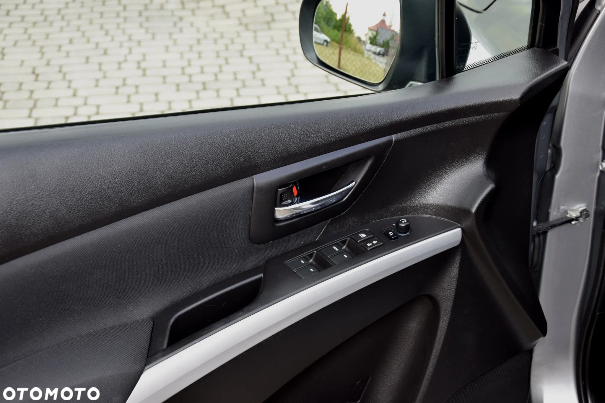 Suzuki SX4 S-Cross - 13