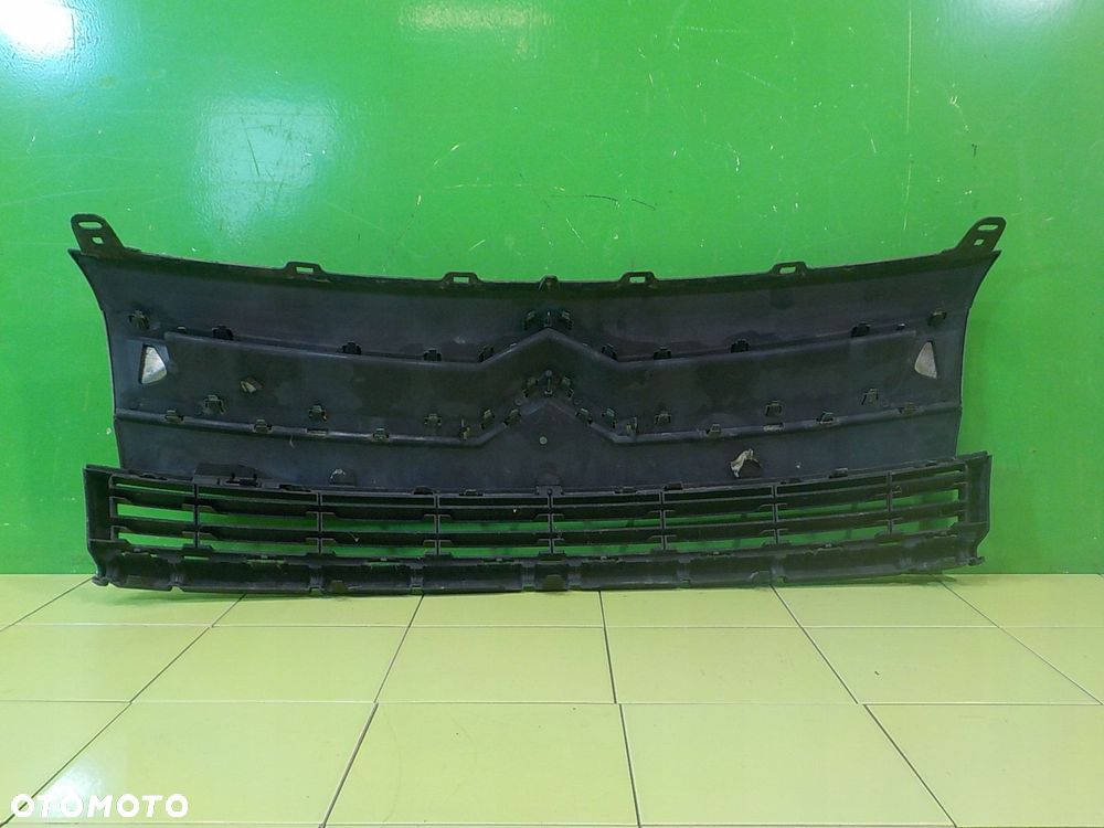 BERLINGO PARTNER II III 1.6 HDI 09r VAN atrapa grill - 8