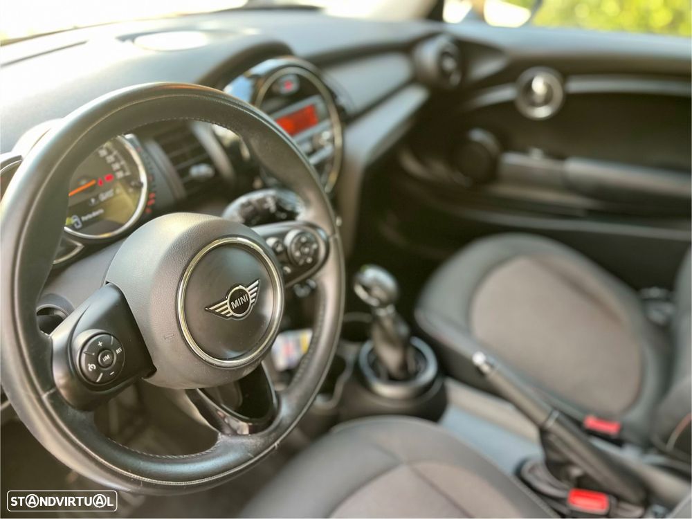 MINI 3 Portas One Aut. - 14