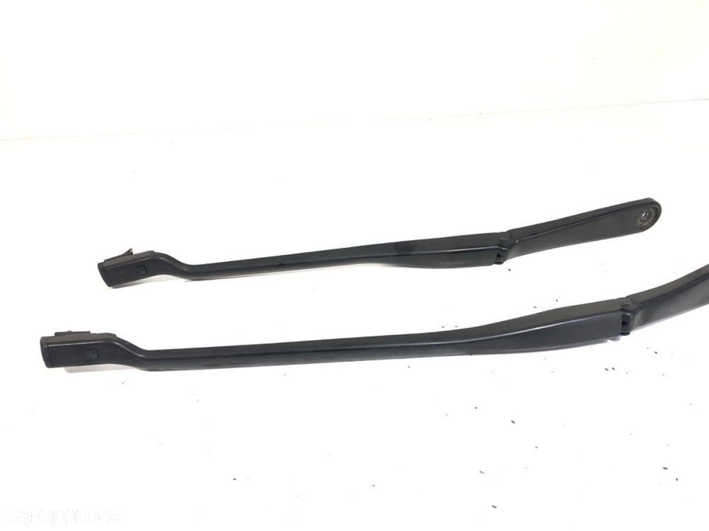 RAMIĘ WYCIERACZKI KOMPLET PRZÓD  BMW 5 (G30, F90) 2016 - 2022 530 e Plug-in-Hybrid 135 kW [184 KM] - 3