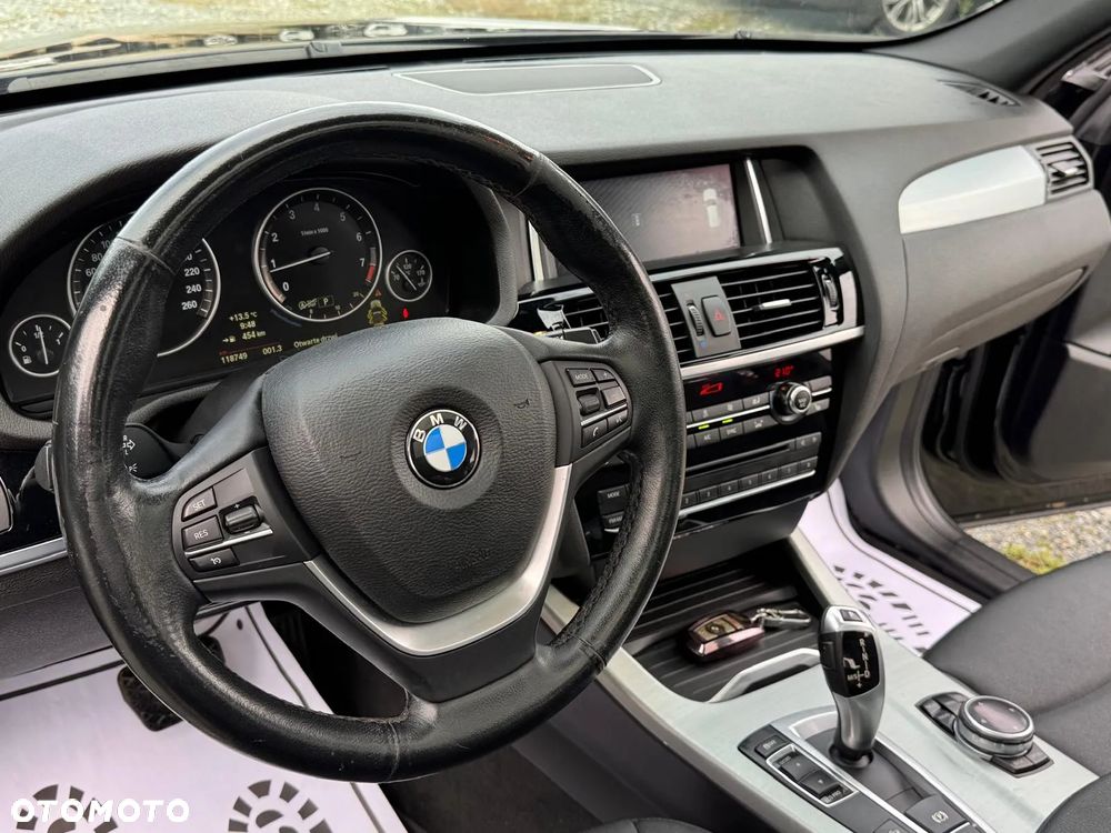 BMW X3 xDrive28i Sport-Aut xLine - 23