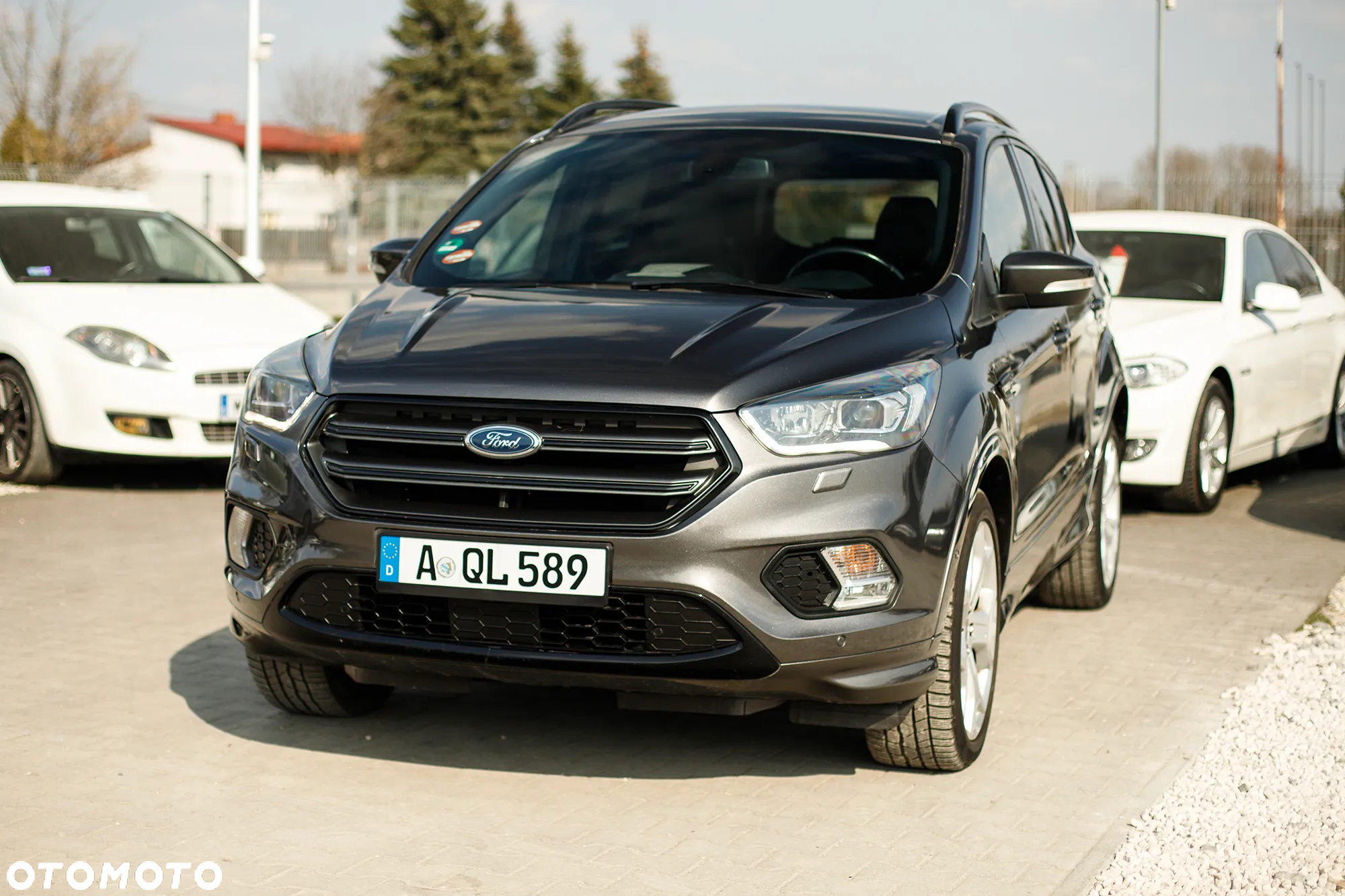 Ford Kuga 1.5 EcoBoost 2x4 ST-Line - 6