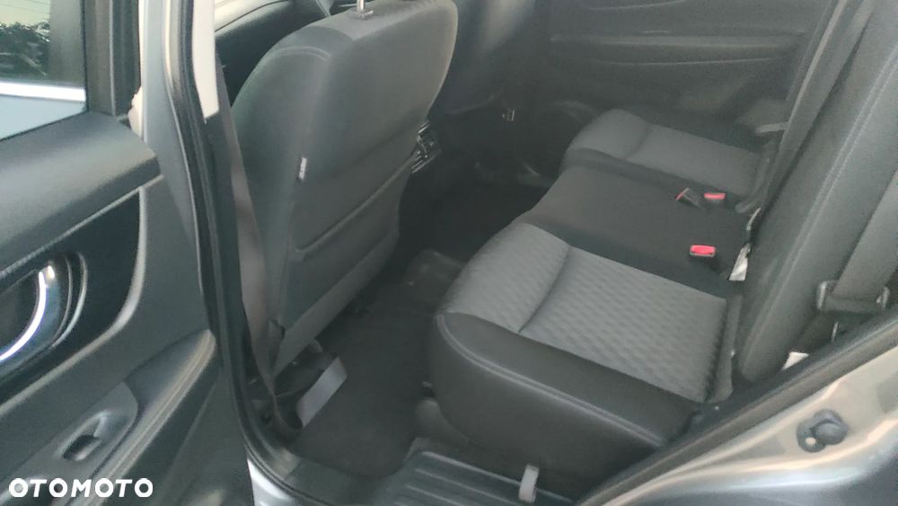 Nissan X-Trail - 18