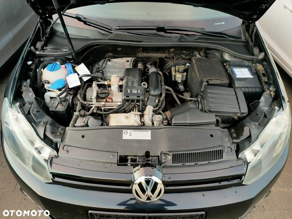 Volkswagen Golf - 37