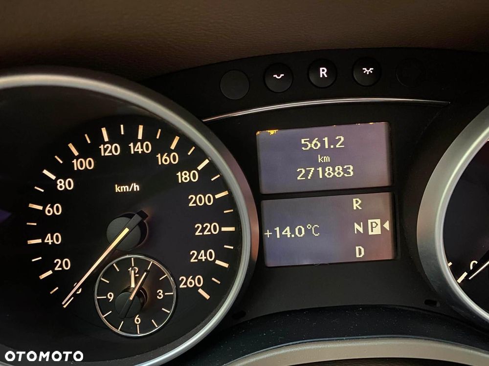 Mercedes-Benz GL 420 CDI DPF 4Matic 7G-TRONIC - 28