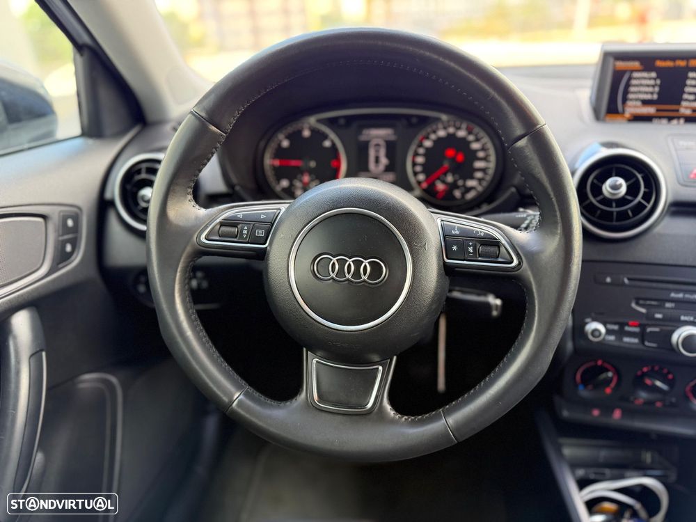 Audi A1 Sportback 1.6 TDI S-line - 18