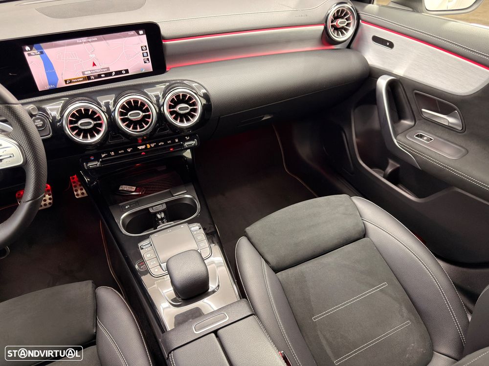 Mercedes-Benz A 250 Limousine e 8G-DCT AMG Line Advanced - 23