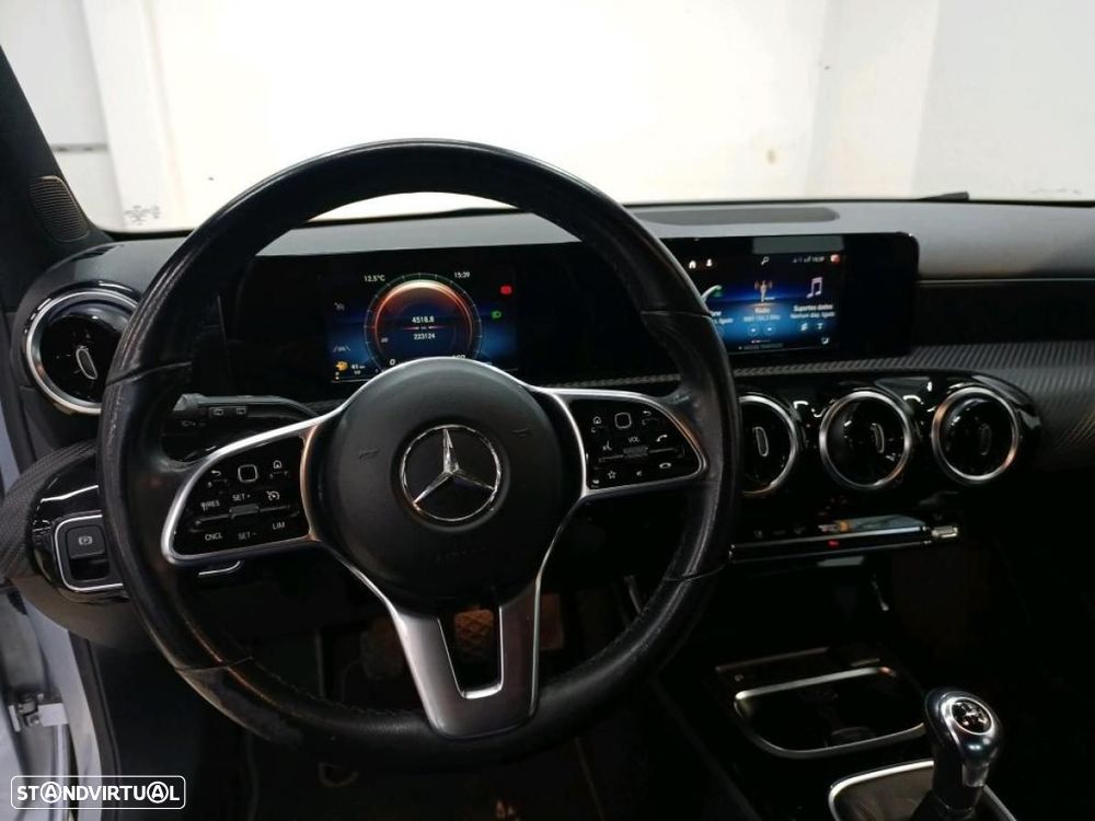 Mercedes-Benz A 180 d Business Solutions - 7