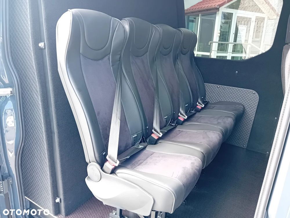 Iveco Daily L4H2 3.0 180KM Automat Hi-Matic Brygadowy 7 osób - 9