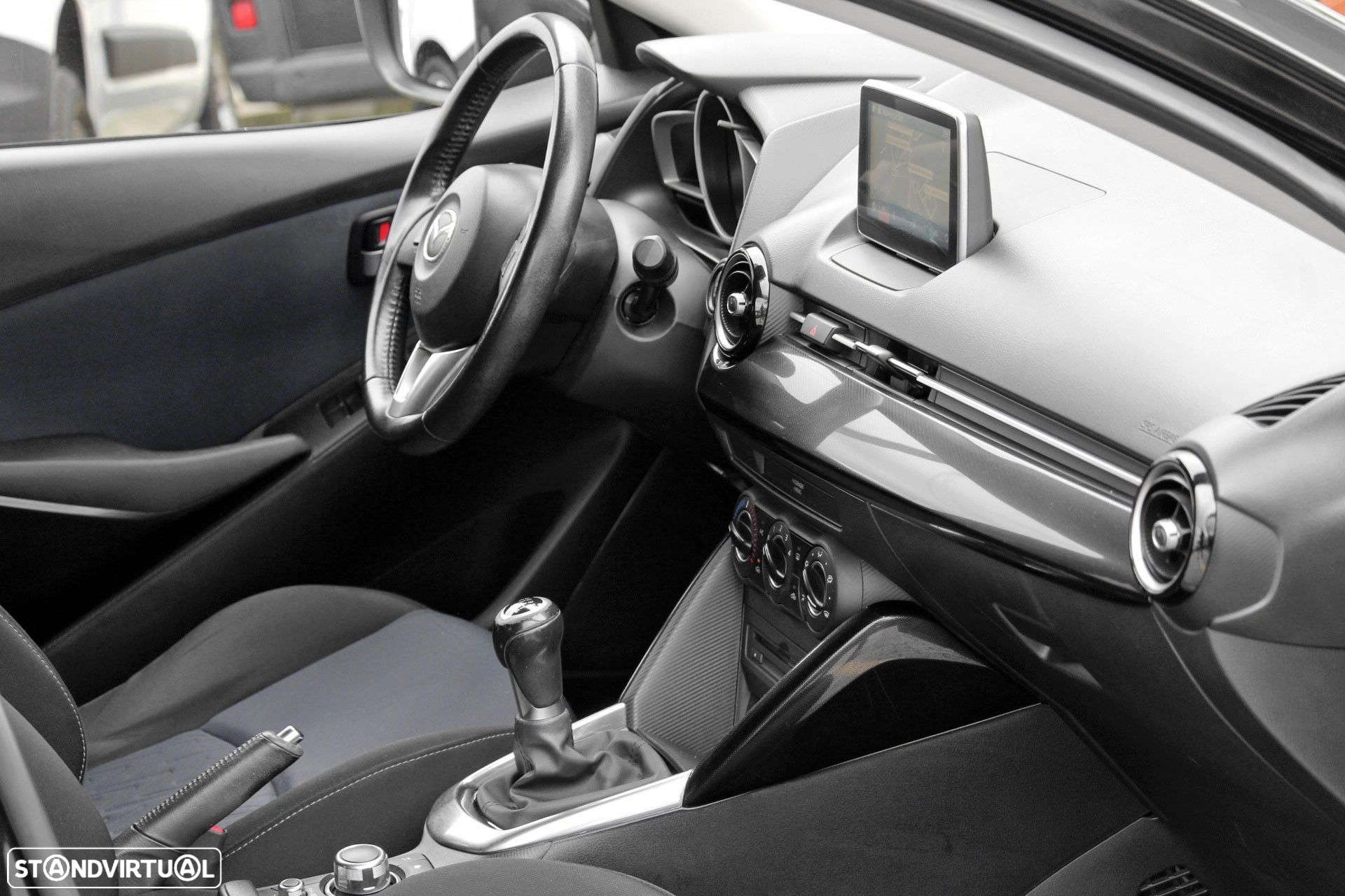 Mazda 2 1.5 Sky.Excellence Navi - 12