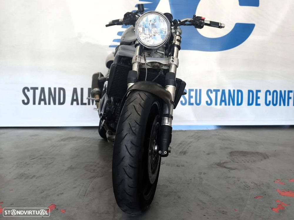 Triumph Daytona - 7