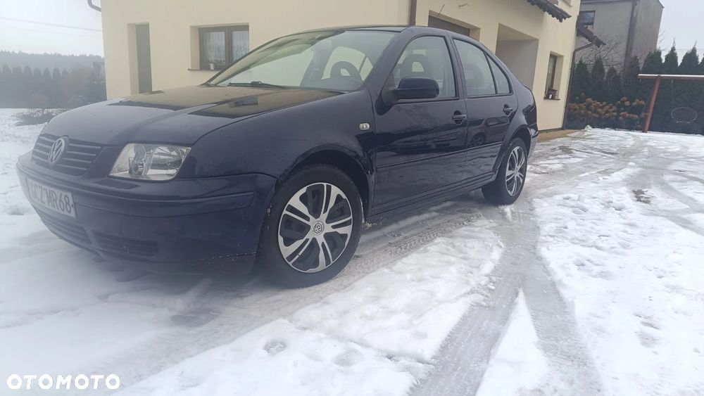 Volkswagen Bora 1.9 SDI Trendline - 1