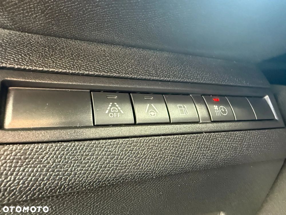 Peugeot 3008 - 22