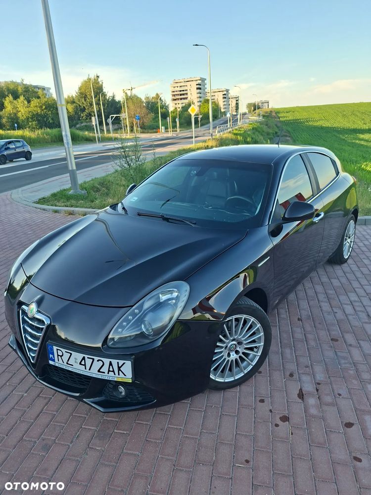 Alfa Romeo Giulietta 2.0 JTDM Distinctive - 10