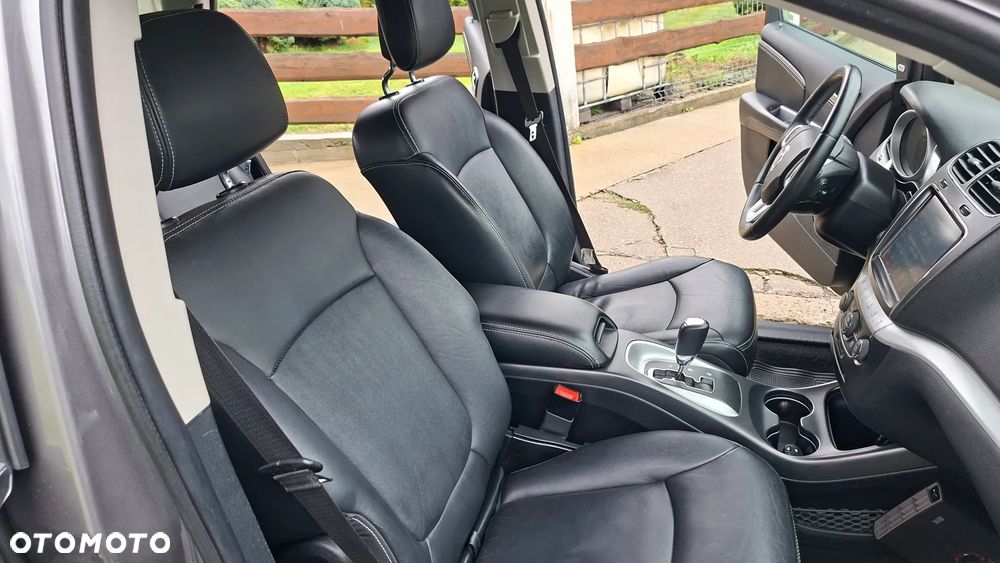 Fiat Freemont 2.0 Multijet Lounge AWD - 25