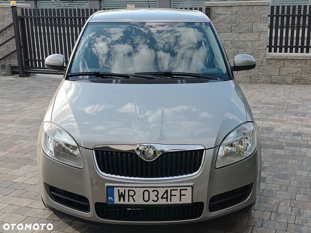 Skoda Fabia 1.4 16V STYLE Edition - 3