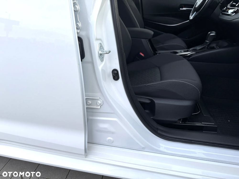 Toyota Corolla 1.8 Hybrid Comfort - 29