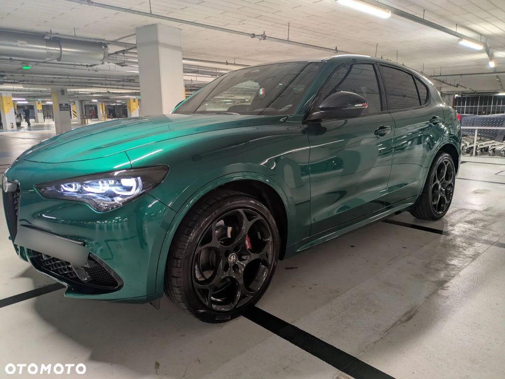 Alfa Romeo Stelvio 2.0 Turbo Tributo Italiano Q4 - 1