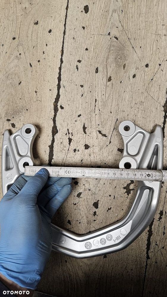 Uchwyt pasażera rączka Honda CB125 F - 12