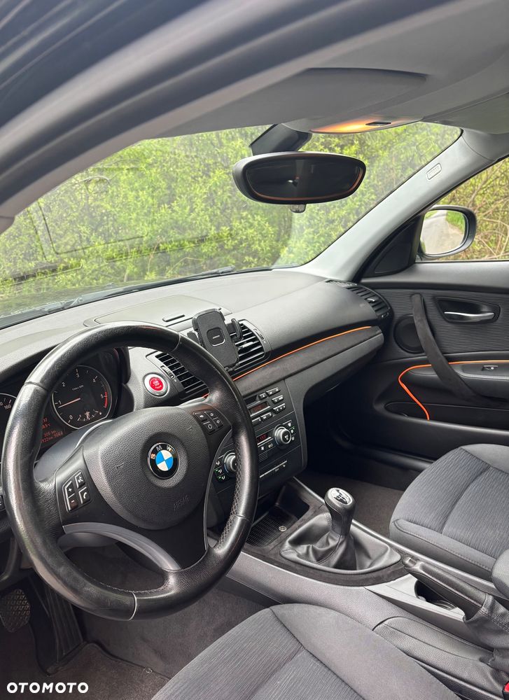 BMW Seria 1 118d Sport Line - 7