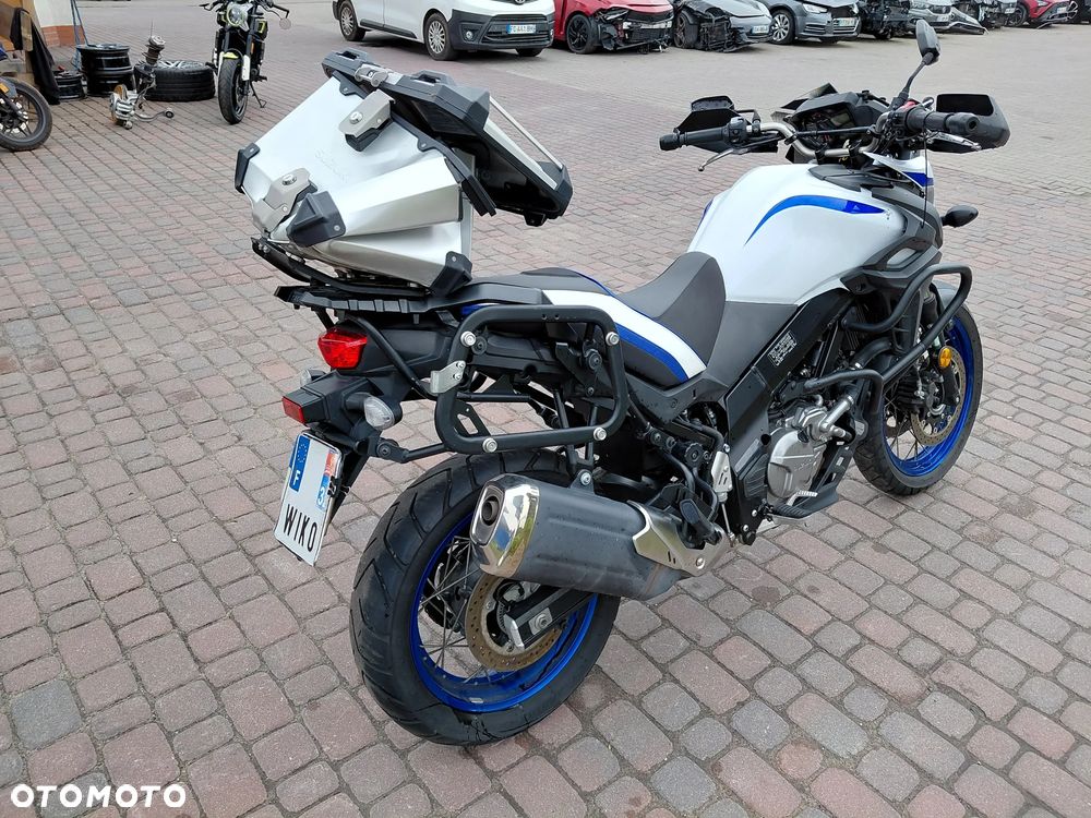 Suzuki V-STROM - 6