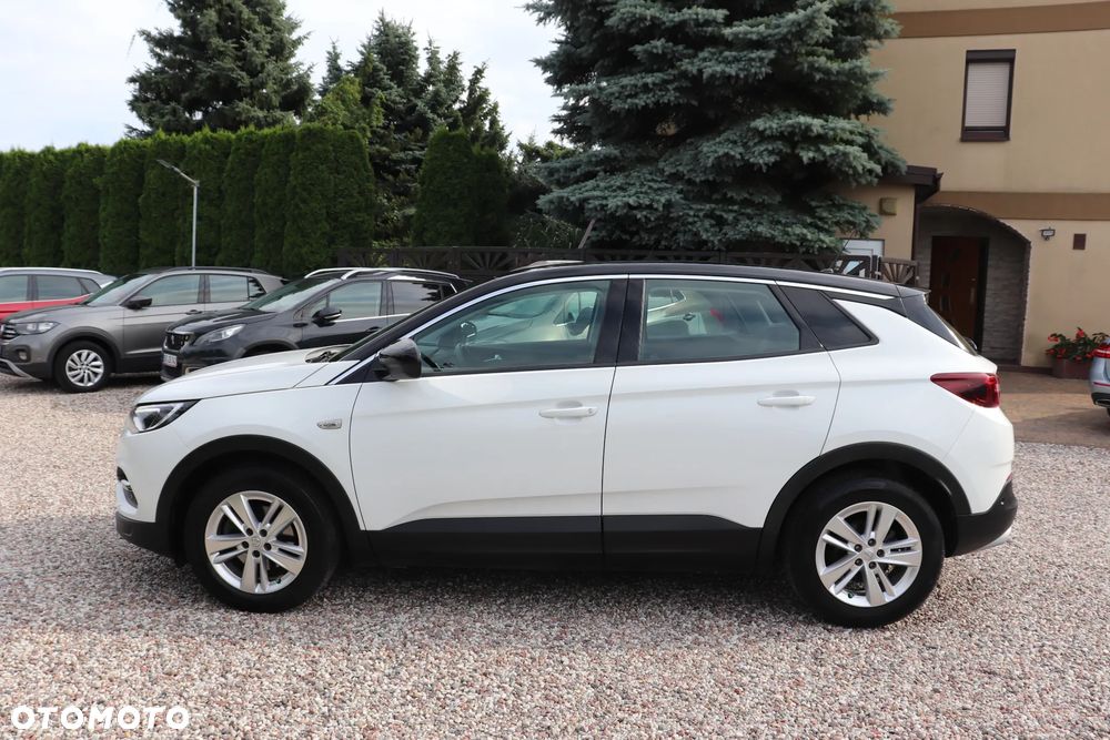 Opel Grandland X 1.5 D Start/Stop Color Line - 2