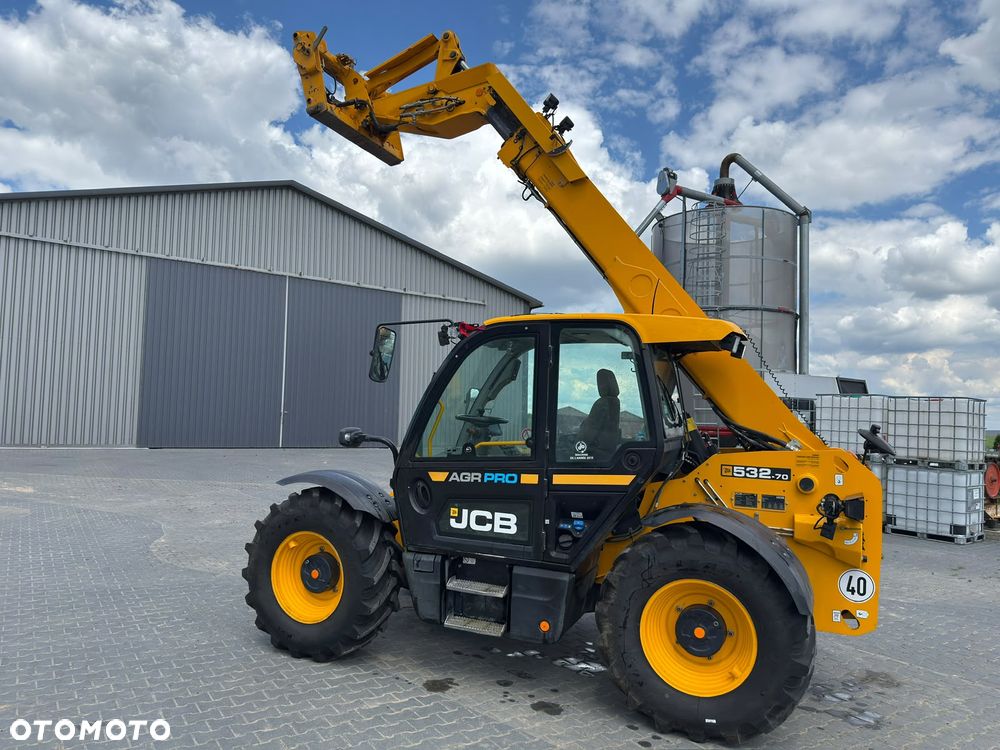 JCB 532-70 Agri Pro - 8