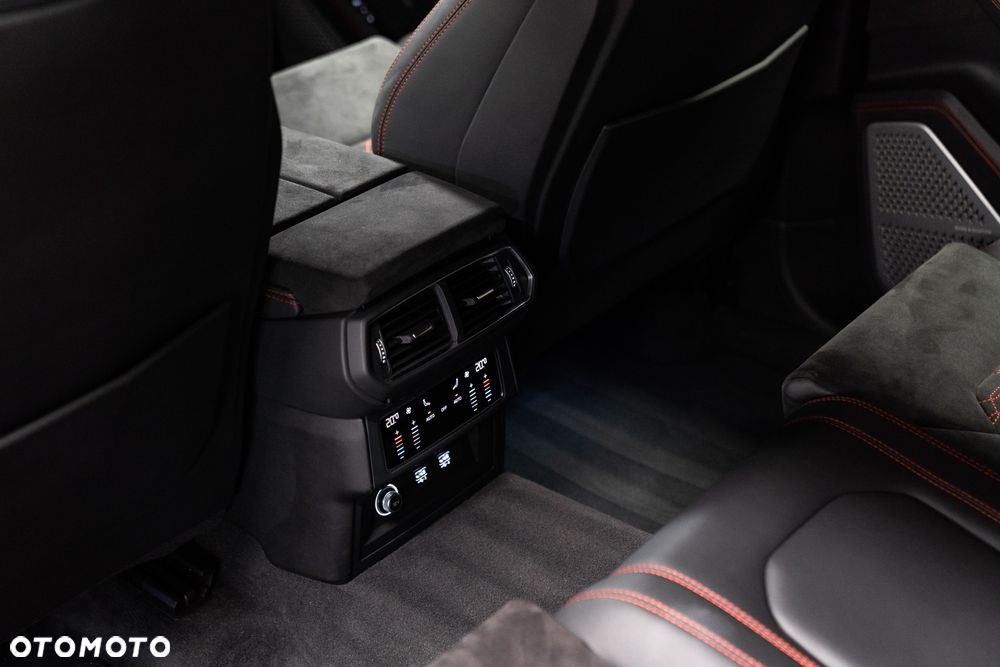 Lamborghini Urus Standard - 37