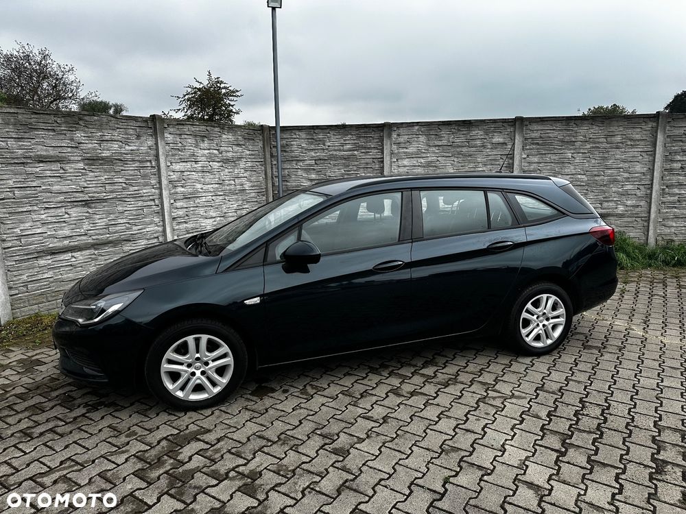 Opel Astra 1.4 Turbo Edition - 2