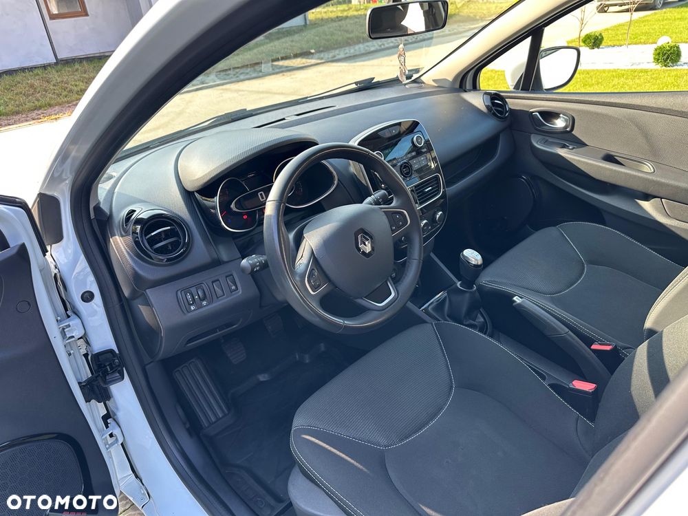 Renault Clio - 14