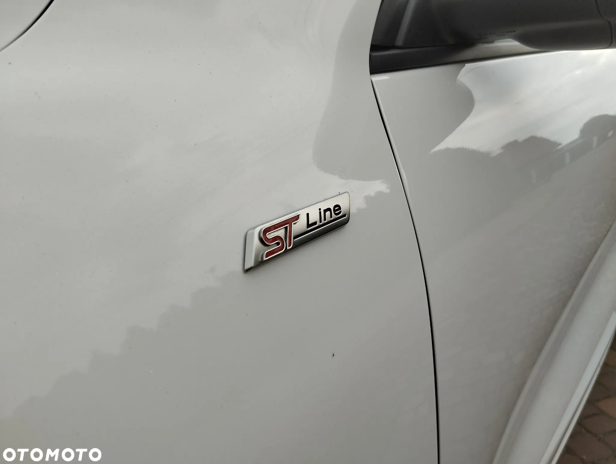 Ford Kuga 2.0 EcoBlue Hybrid ST-LINE - 29