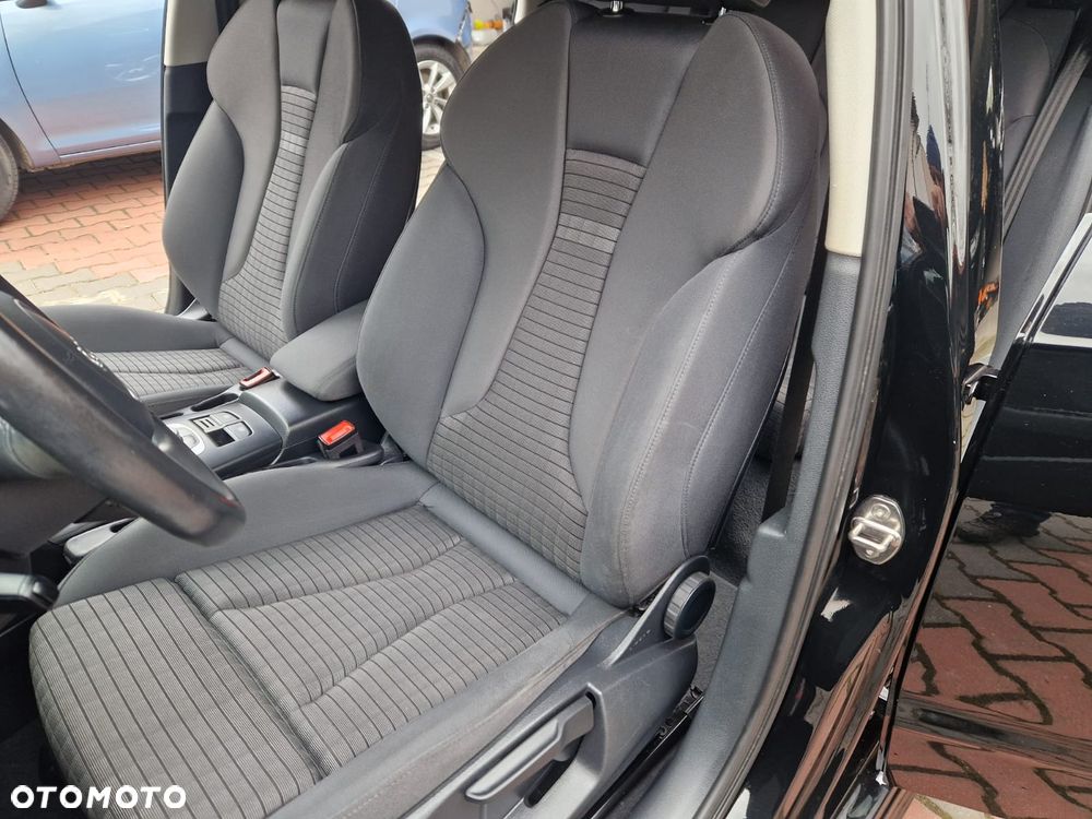 Audi A3 Sportback 1.4 TFSI S tronic S line Sportpaket - 14