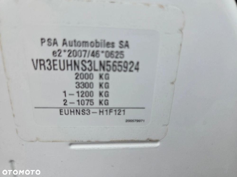 Peugeot PARTNER 1.2i 131KM - 10