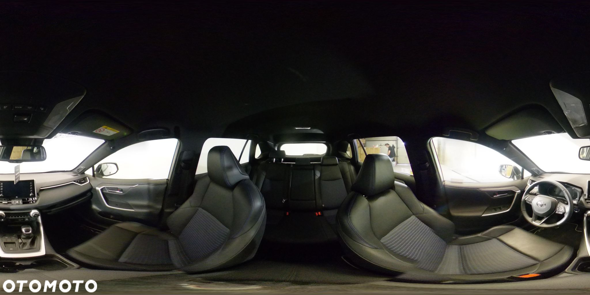 Toyota RAV4 - 10