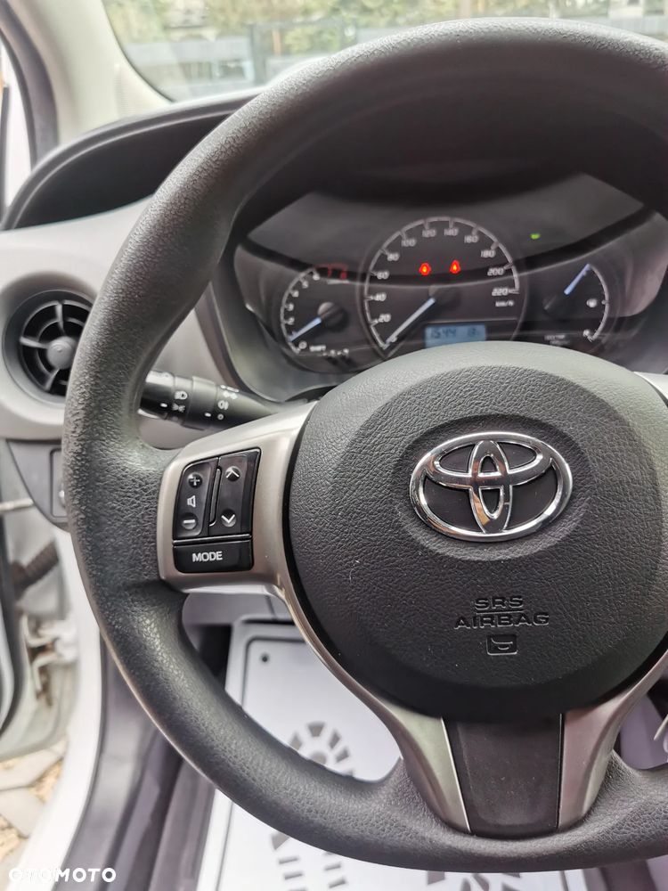 Toyota Yaris 1.5 Active - 23