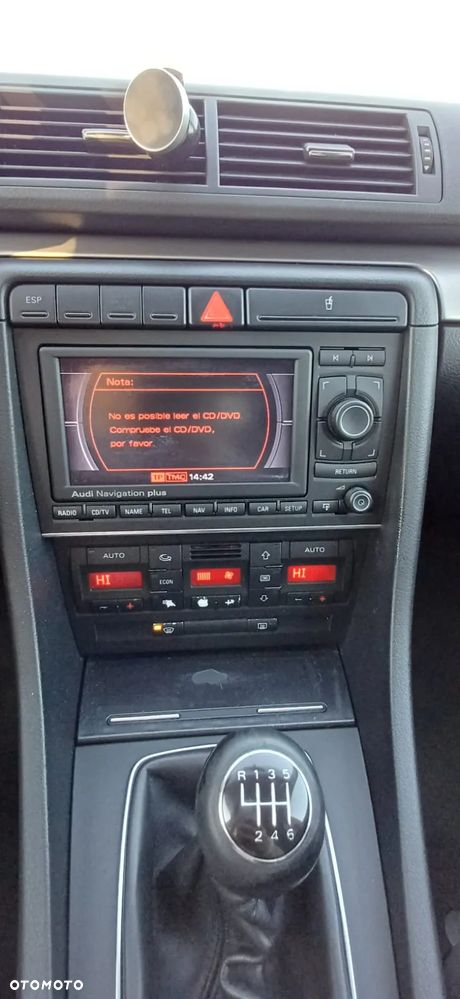 Audi A4 Avant 2.0 TDI DPF - 11