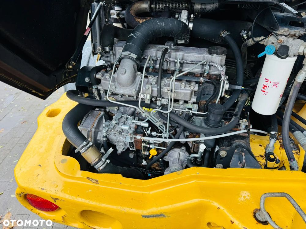 Caterpillar 907H - 16