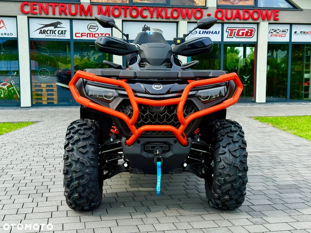 CFMoto CForce - 16