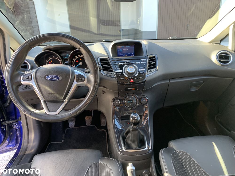 Ford Fiesta 1.0 EcoBoost STart-Stop Titanium - 14