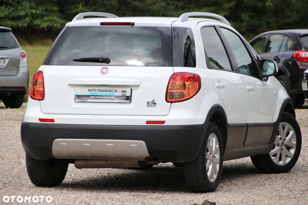 Fiat Sedici 1.6 16V 4x4 Emotion - 17