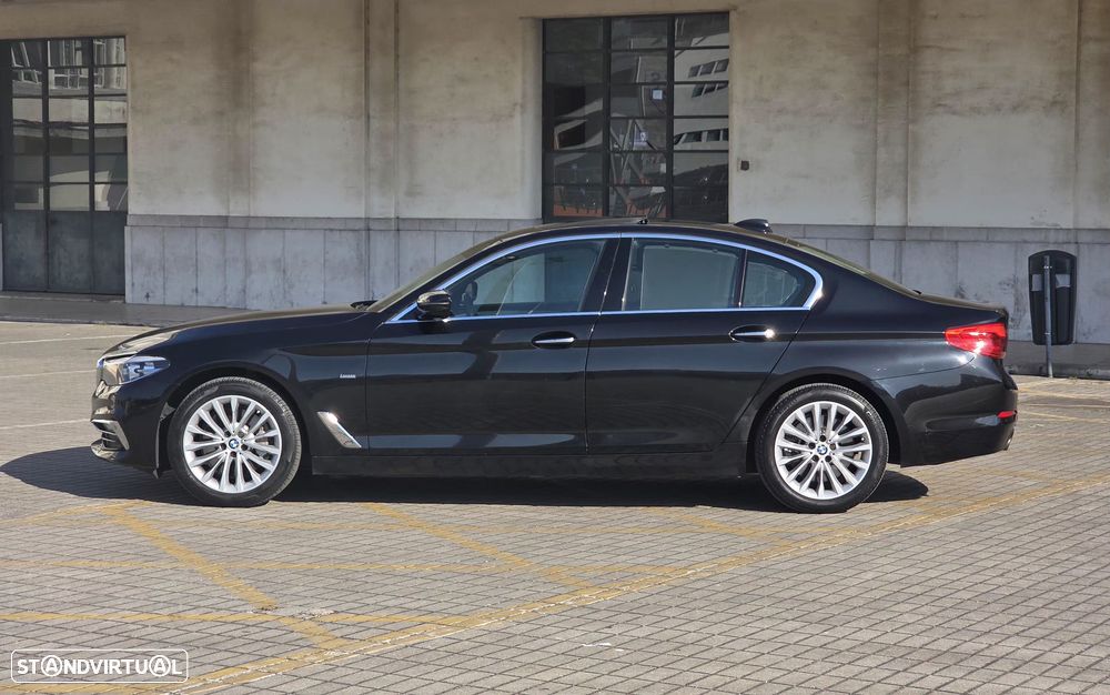 BMW 530 d Line Luxury Auto - 2