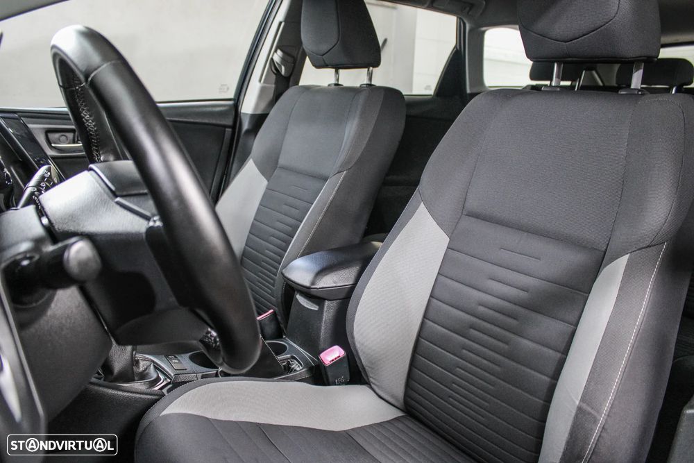 Toyota Auris Touring Sports 1.4 D-4D Comfort - 7